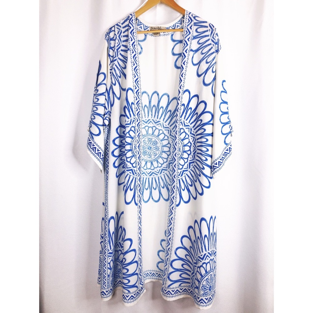 Flying Tomato Medallion Print Kimono Duster - Picture 2 of 5